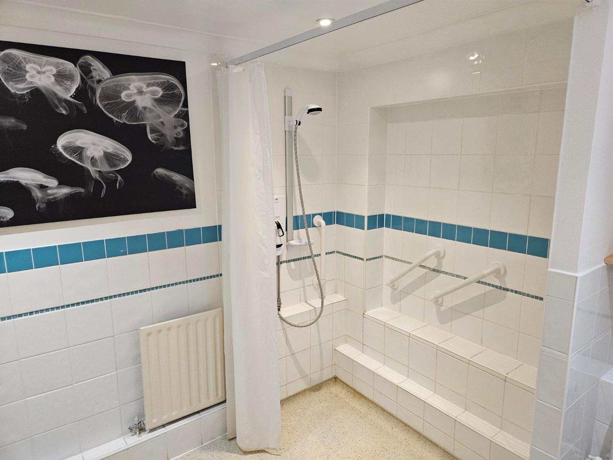 Redcot Gardens Stamford 4 Bed Contractor Familt Home With Parking Esterno foto